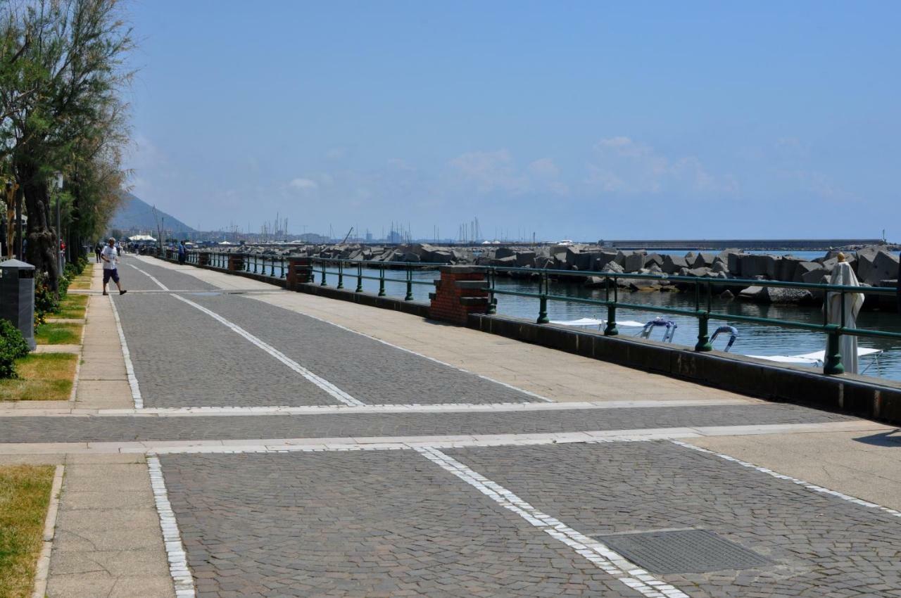 Capofortuna B&B Salerno Centro 外观 照片